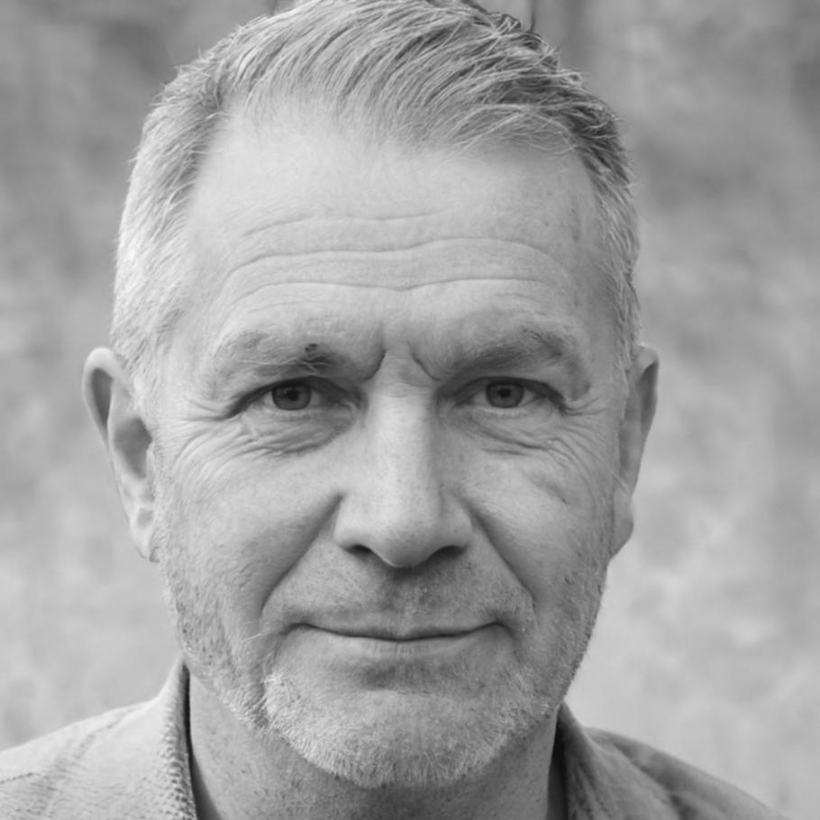 Portraitfoto von Tobias Kleinschmidt